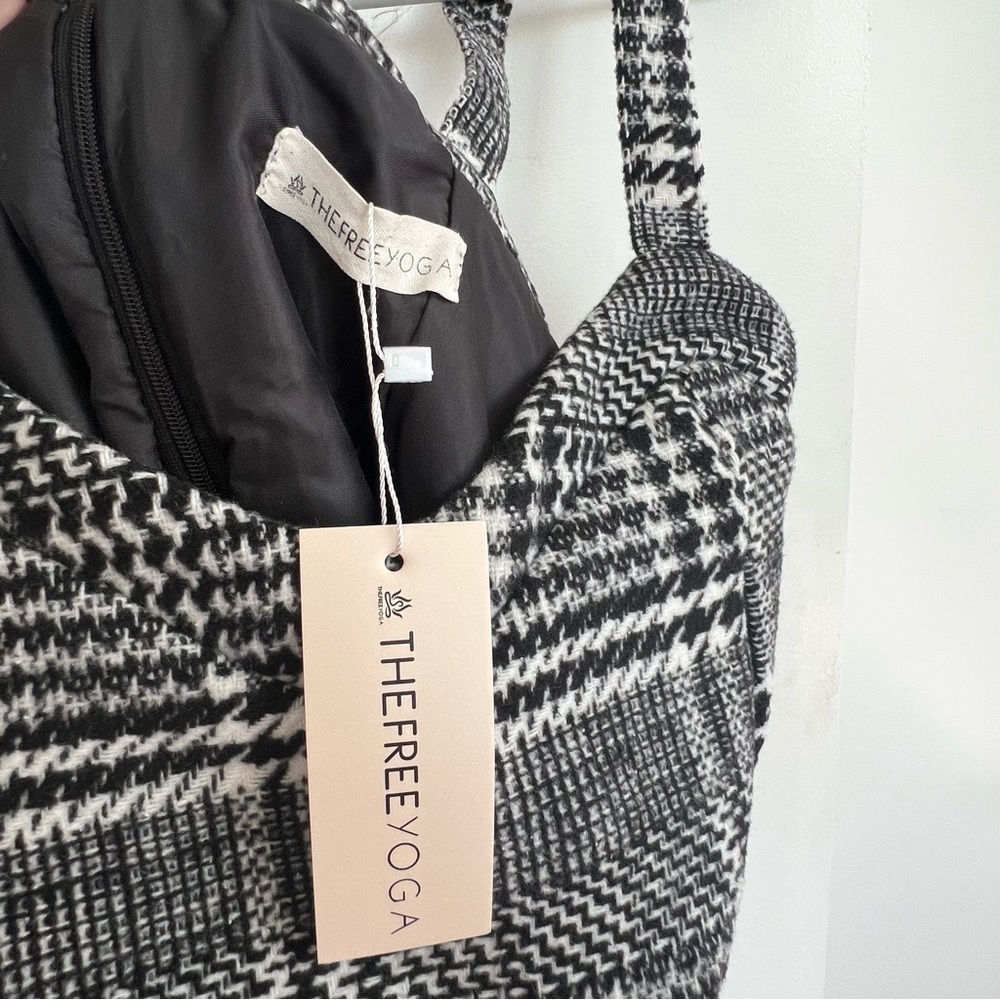 Houndstooth Dress - Picture 2 of 5